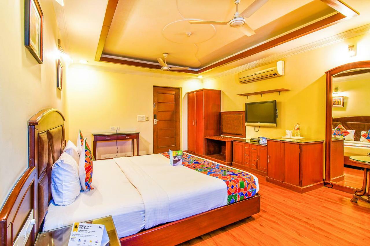 Fabhotel Stay Residency Нью-Дели Экстерьер фото